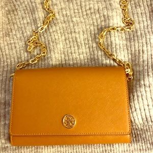 Tory Burch chain wallet